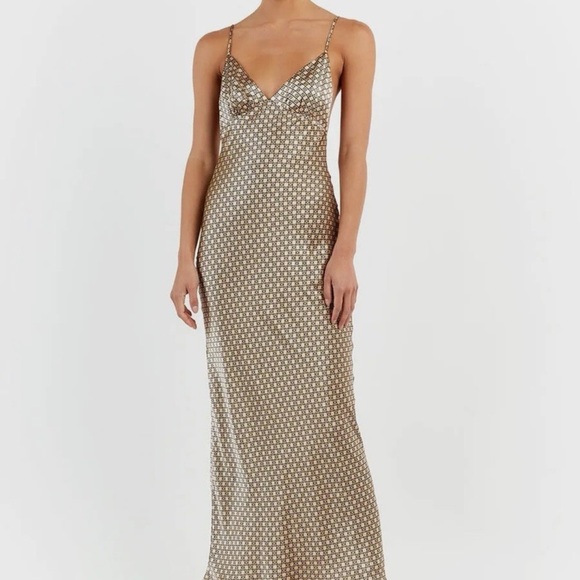 DISSH Dresses & Skirts - DISSH Strapless Gold Dress